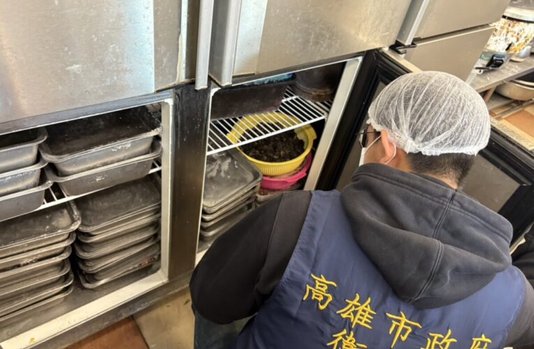 鼓山自助餐遭爆鳥啄食餐檯　衛生局查獲多項缺失限期改善