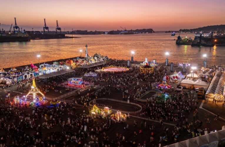 高雄冬日遊樂園閉幕破紀錄！超人IP吸731萬人次 產值衝破126億元