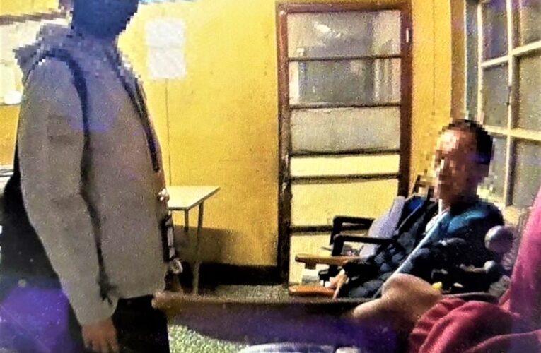 訪視發現氣喘拒就診  南門警耐心勸說長者送醫