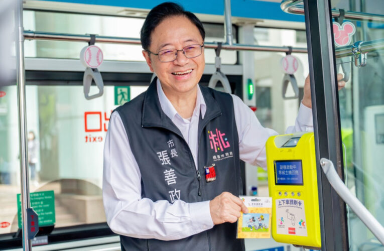 桃園公車系統推新路網班次　迪士尼主題車吸睛 張善政：引進新業者加強服務