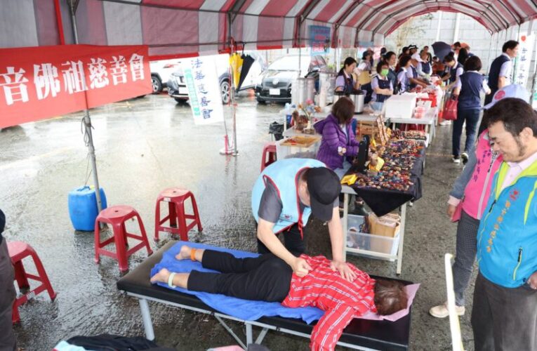 「金龍賜福藝術文化節」迎春雨引人潮