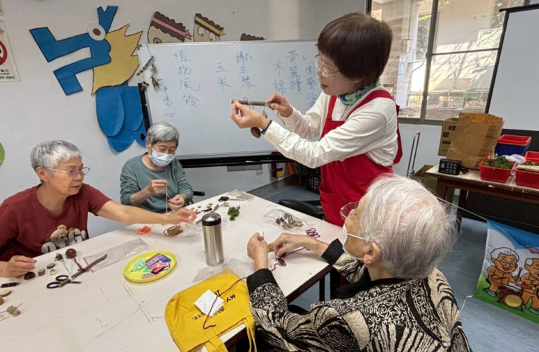 嘉榮園療團隊白河榮家授課 以綠意療癒長輩身心