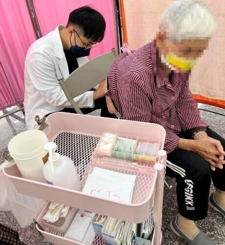 高雄市立中醫醫院巡迴醫療深耕彌陀7年　一周兩診服務已啟動 服務量翻倍成長