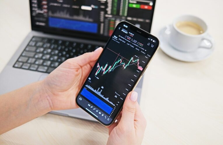 台股主動ETF「光世代」，四劍客攻抵15元只花4天