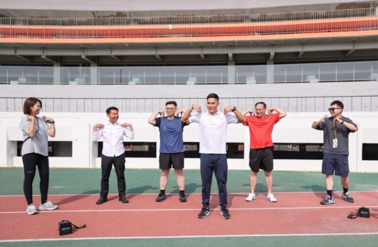 賴瑞隆、王義川體能對決誓言推動高雄運動之都 隆來運動！