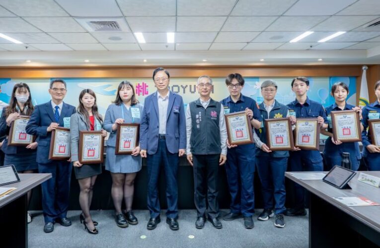 警銀聯手攔阻詐騙逾1102萬元　張善政表揚有功人員