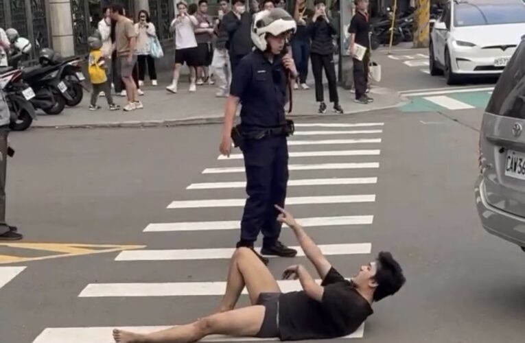 「黎明技術學院驚傳攻擊事件」緬甸僑生失控傷騎士警急制止送醫
