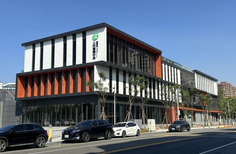 「三民運動中心」水利局階段任務完成 主場館完工移交運發局接力營運裝修