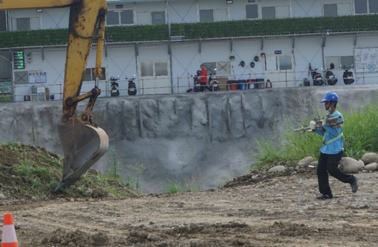 盛夏嚴防熱危害！　中市勞工局啟動戶外高氣溫專案檢查 守護勞工安全