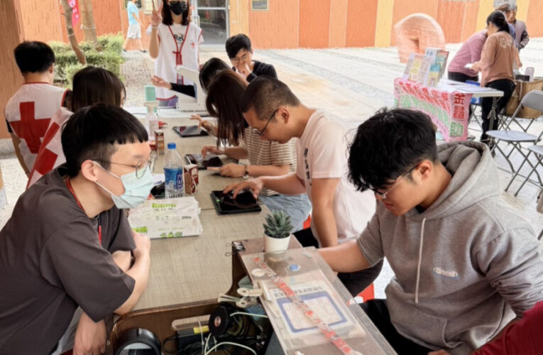 金大師生熱情挽袖傳真愛