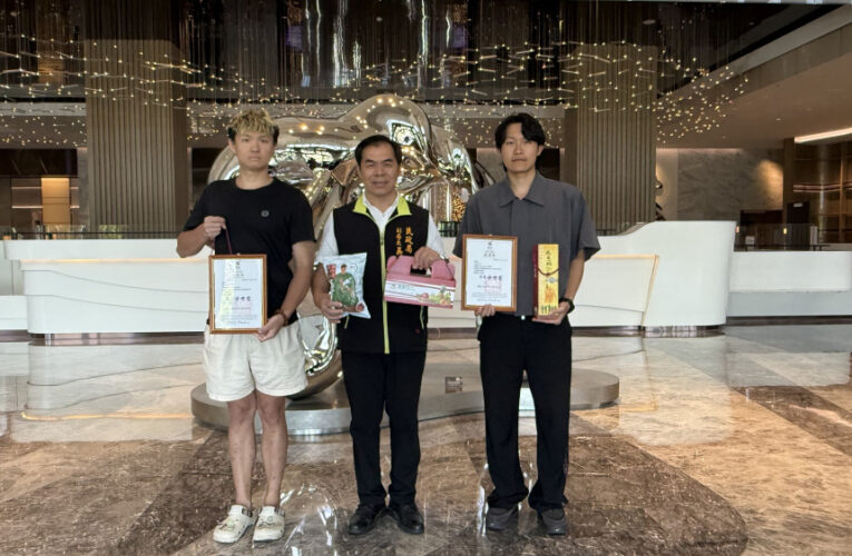 南市府感謝2陸籍研究生見義勇為 即時救援落水高中生