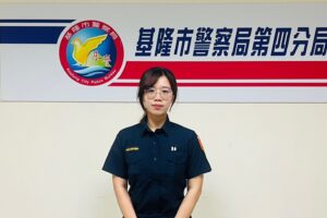 老翁外出迷途徘徊超商  暖警細心協助平安返家