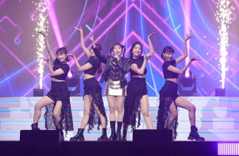 藍寶石演唱會五週年聚焦文化傳承 首日嬌點！張秀卿、王彩樺笑組女團「WC」火辣現身  苗可麗亂入掀「女王」爭霸戰