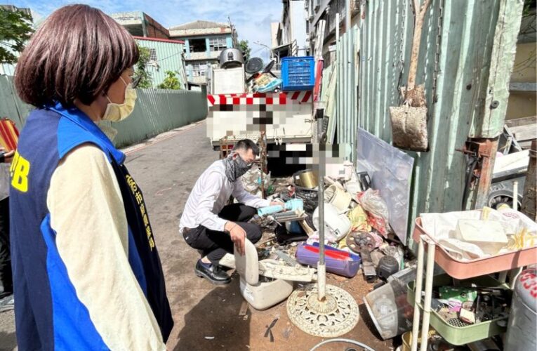 前鎮洪仁資收廠長期髒亂孳生病媒蚊　高市衛生局今令限改籲地主土銀善盡管理之責