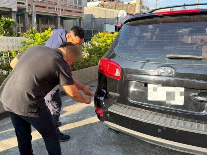 保險桿遭擦撞  湖內警調監視器1小時神破解