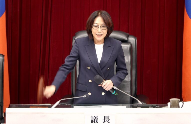 高雄市議會定期大會閉幕 康議長盼高雄建設接棒延續