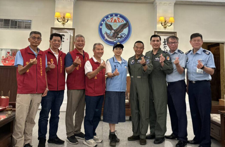 屏東金同會拜會空軍六聯隊 感謝國軍協助後送疏運辛勞