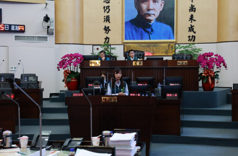 臺南9萬5千名長者面臨換照　南市議會促37區全面推動一站式服務