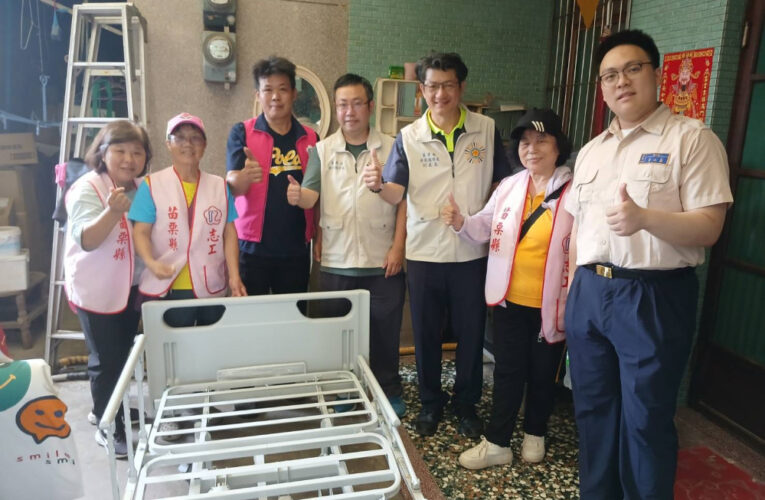 苗栗榮服處榮欣志工送暖 電動輔具到府提升榮民照護品質