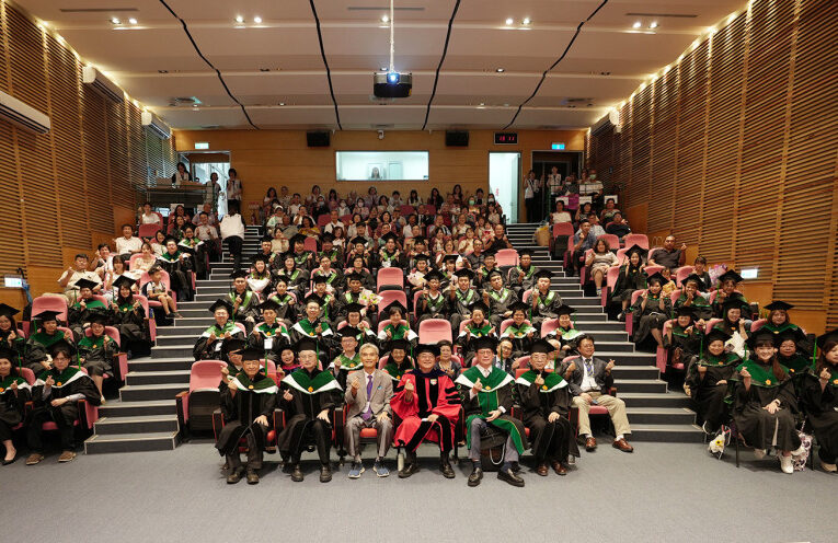 中興大學畢業典禮 國科會主委吳誠文勉勇於探索未知