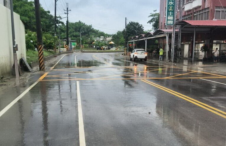 高雄市田寮區台28線19K+800(月球路段)積水已退，開放正常通行