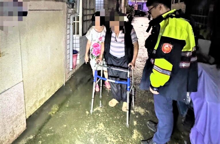 失智翁深夜迷途　八掌警細心留意口袋紙條助團聚