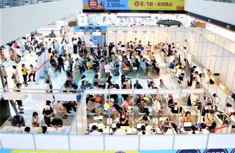 購物節買氣爆棚　嘉市民專屬滿千送百8/3日市府發現金