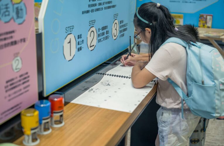 南市圖「感官超連結：圖像故事登入中」主題書展登場