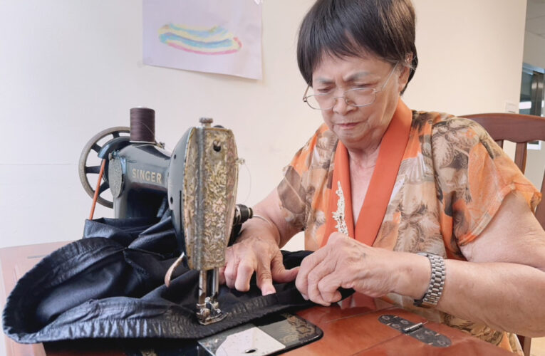老針車翻轉新活力！彰化榮家8旬嬤用古董裁縫機實踐自主復能