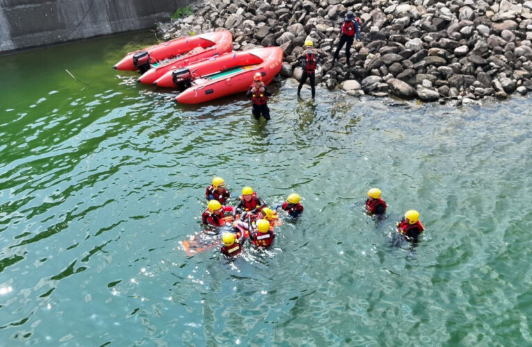 巴威颱風逼近！ 　竹縣消防局在寶二水庫辦理水域陸海空聯合演練