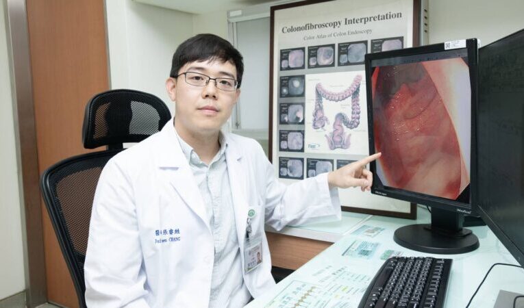 怎麼可能是我？71歲硬漢二度檢查揪出直腸癌　彰基達文西手術助重生