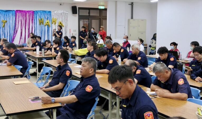 南服中心聯合醫療團隊守護警察健康 推猝死預防講座及免費健檢