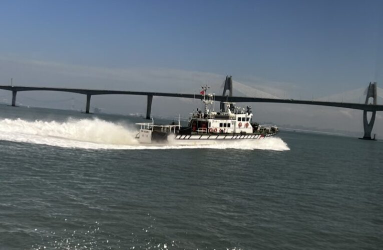 對中政策跨國議會聯盟(IPAC)四大洲六國國會議員登海委會海巡署艦艇 走訪金廈水域