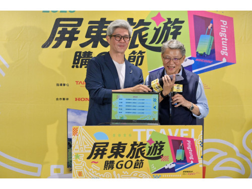 「屏東旅遊購GO節」第2場直播抽獎登場  首位百萬汽車得主歡喜現身領車