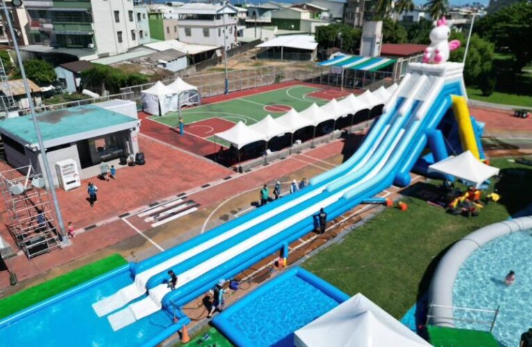 南部最大42公尺巨型滑水道前進大寮、林園 張耀中與親子同樂帶動地方觀光