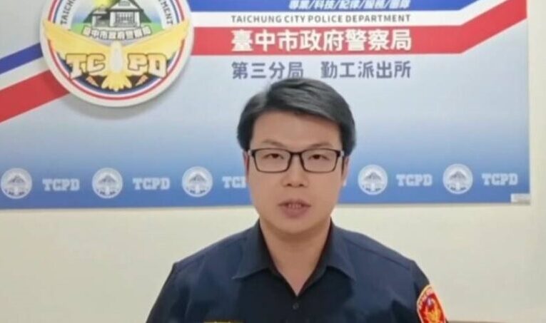 婦人誤踩詐騙陷阱入彀中        勤工警成功阻詐四百萬元