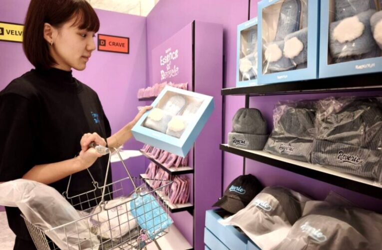 邊伯賢魅力降臨高雄！BAEKHYUN快閃店高雄義享時尚廣場登場
