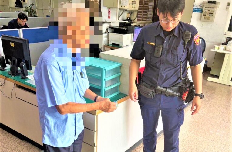 皮夾遺落計程車　後湖警電聯熱心運將秒送回