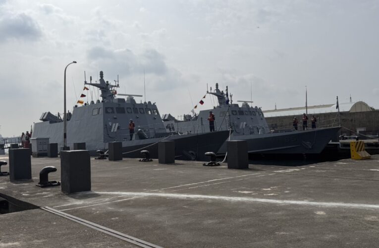8月8日總統賴清德親赴海軍左營視導漢光42號實兵演習濱海打擊及近岸防禦」課目