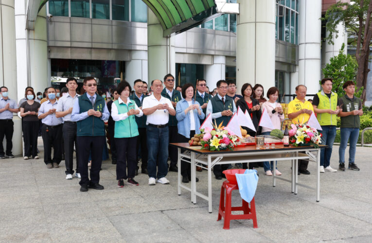 臺南市議會中元普渡祈福　後壁好米轉贈南北家扶助弱勢