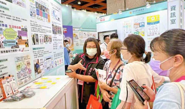 「家、無限延伸」建構偏鄉照護大拼圖　北榮展現燈塔醫院守護力