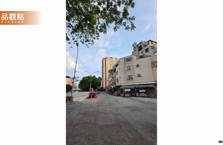 懸賞10萬找婚戒！台中深夜街頭一堆人 狂鑽水溝徹夜搜尋
