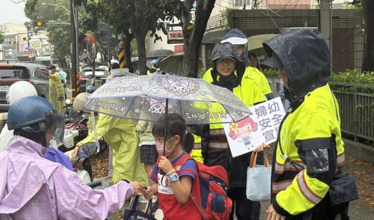 永康警民聯手護童開學日平安到校