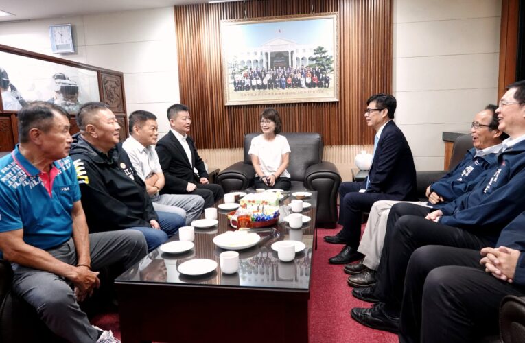 市長陳其邁拜會副議長曾俊傑 允諾三民區屠宰場明年一定停止屠宰