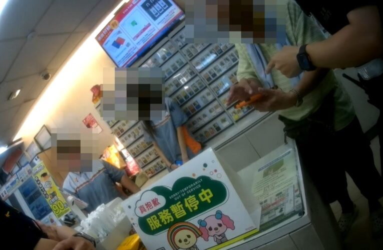 73歲翁險買10萬元APPLE點數　中警揭穿「假交友、真詐財」愛情騙局