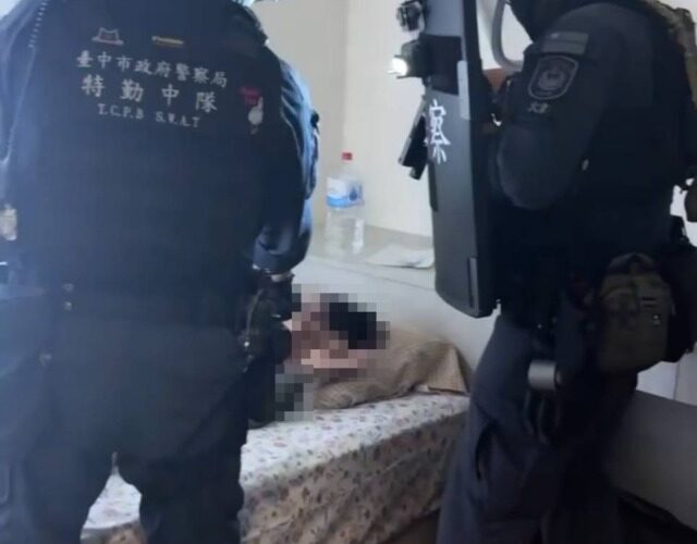 網戀「甜心」變「吸血鬼」　檢警破獲網路性勒索案　近百名男子受害