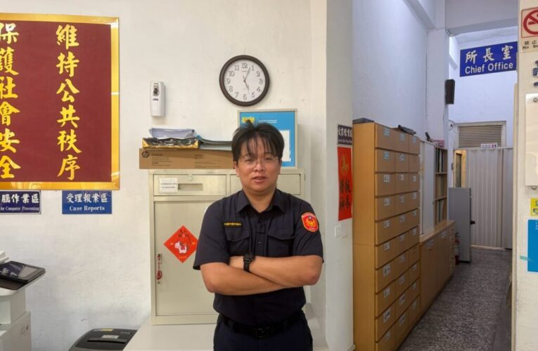「買冷凍水餃竟要寄金融卡」男子險落詐騙陷阱　內湖警急攔包裹