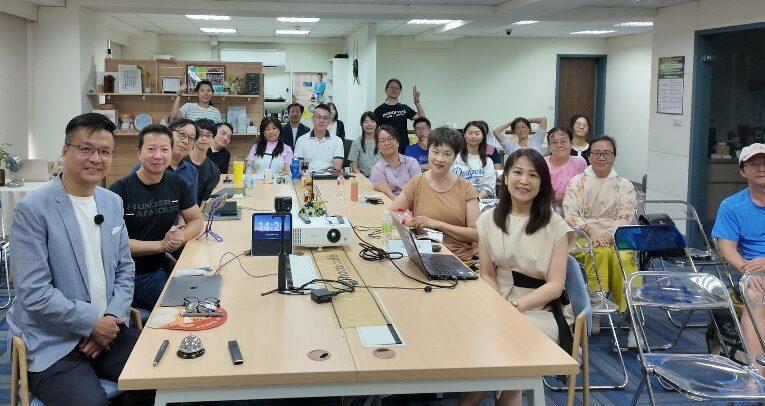 「AI浪潮不只談技術」愛玩AI讀書會竹北開講　聚焦工作、創業與智慧城市