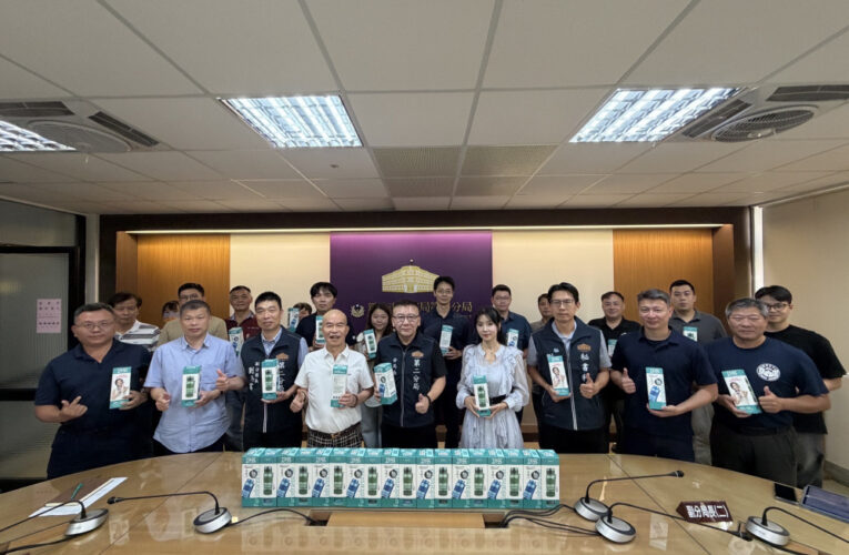 中秋前夕送暖　企業人士攜知音天使慰問竹市警二分局員警為民服務執勤辛勞