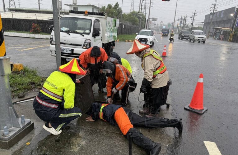 高雄連日降雨不斷 8月總雨量刷新歷史紀錄 高市府持續加強戒備成立豪雨災害應變中心擴大三級開設 確保市民安全